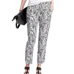 NWOT BANANA REPUBLIC BLACK WHITE DRAPEY LEAF PANT SZ.10.